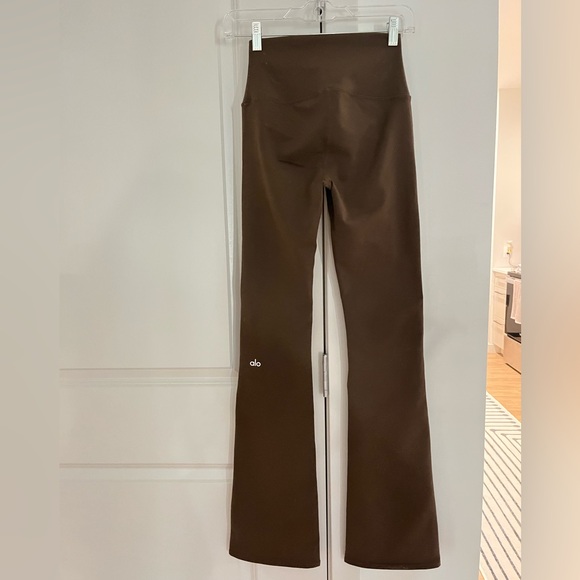 Alo Hi-Rise Bootcut Pants - Espresso - Picture 4 of 5